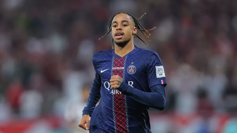 Mercato de Liverpool : Barcola, Bowen, Jones