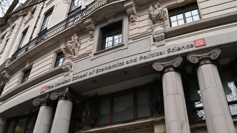 La société Israël de la LSE enquêtée pour des bracelets de Tsahal