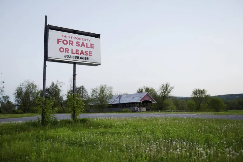 Lyndon Gas Station Project Seeks DRB Permit Renewal