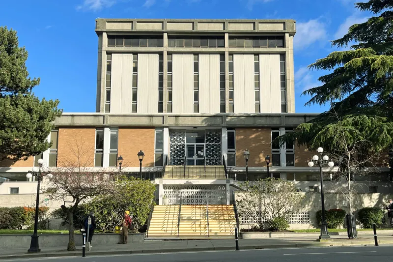 Man Accused of Saanich Double Murder Struggles in Self-Representation