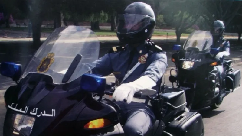 Man Hits Royal Gendarmerie Motorcyclist in Bouznika, Flees on Foot