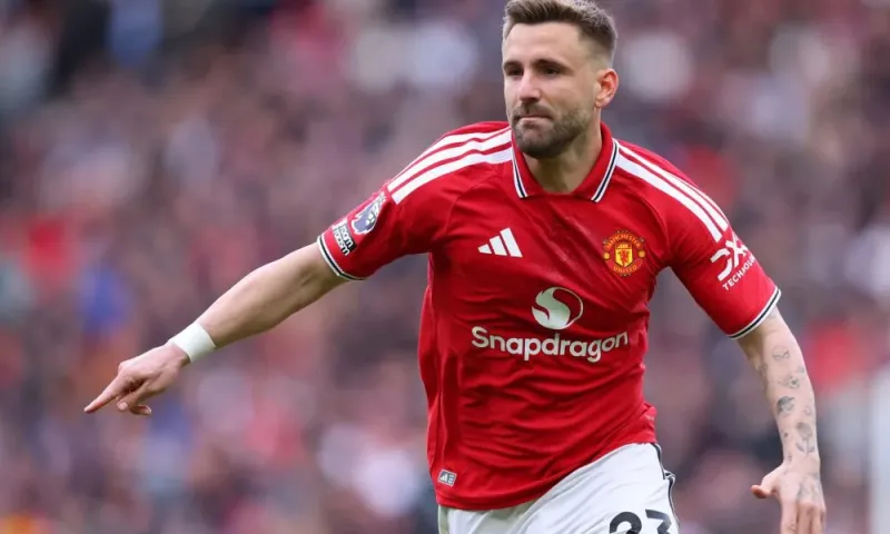 Man United demande à Luke Shaw de réduire son salaire