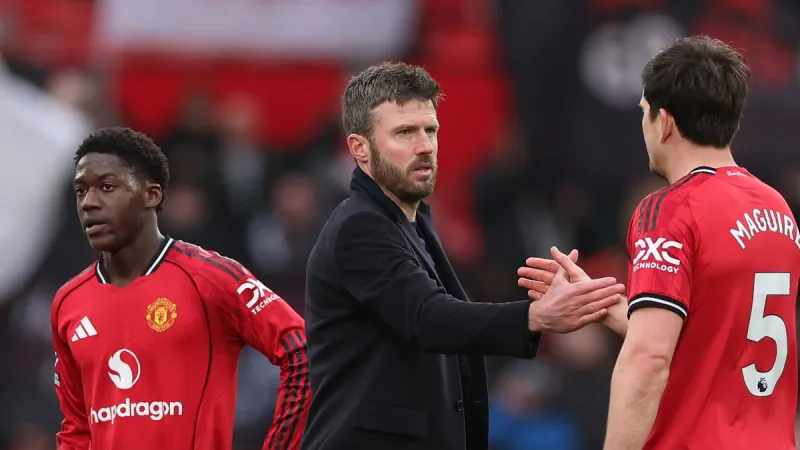Man Utd to trigger contract clauses despite Carrick warning