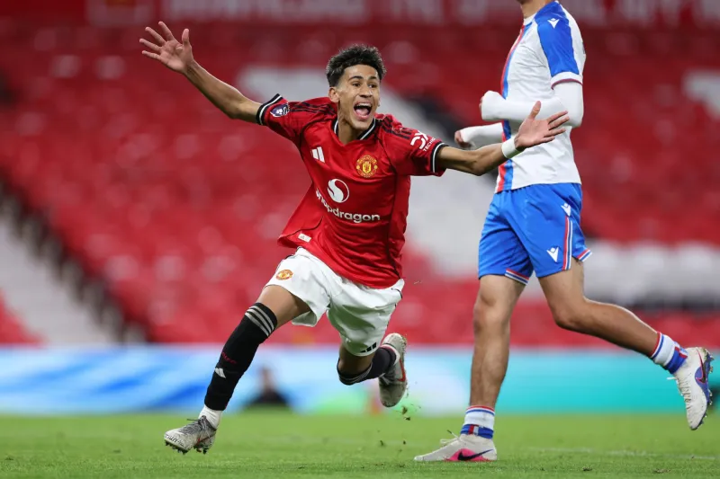 Man Utd U18 4-1 Liverpool: Doublé de JJ Gabriel