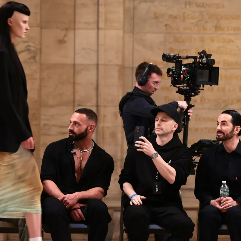Marc Jacobs Acquisition by Toys R Us Parent Unconfirmed