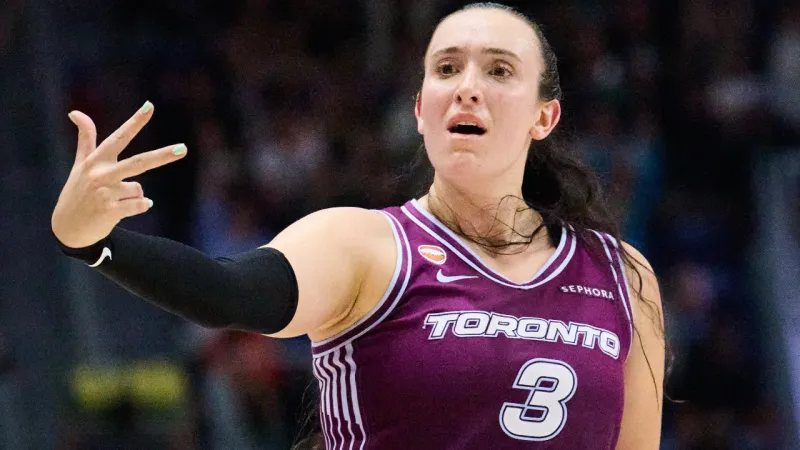Marina Mabrey Named Player of the Week After 53-Point Game