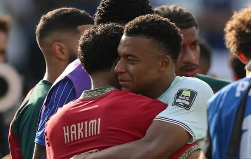 Mbappé Reacts to Friend Hakimi's Sadness