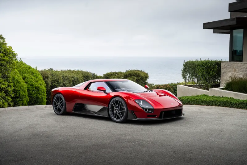 Hommage McLaren M6GT avec boîte manuelle, lancement en 2028