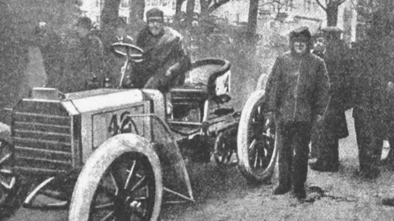 Mercedes 35 PS: The First Modern Car in 1901