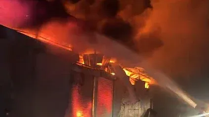 Midnight Fire Destroys Six Shops in Indore