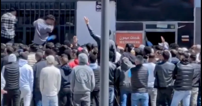 Moroccan Consulate in Spain Overwhelmed by Regularization Rush