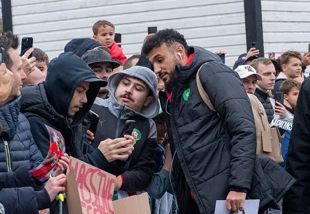 Morocco Football Team Arrives in France for Paraguay Friendly