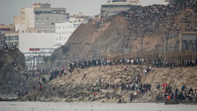 Morocco's PJD Calls for National Inquiry into Ceuta Migration Crisis