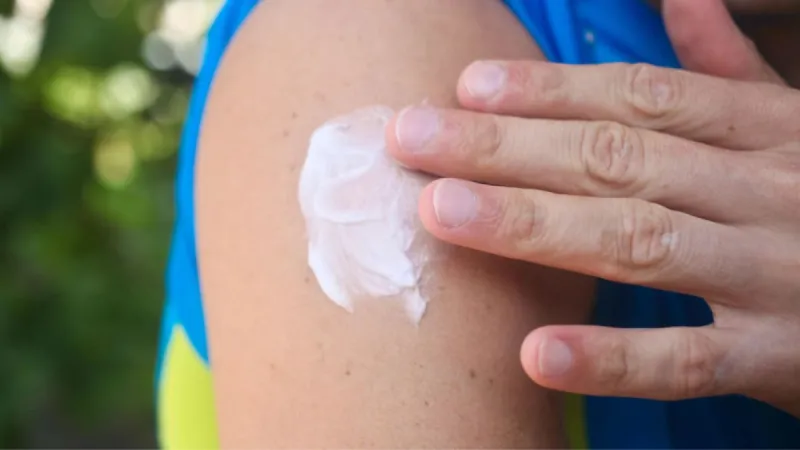 Mosquito Repellent Creams: Skin Risks vs. Disease Protection