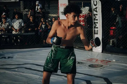 Movsar Evloev bat Lerone Murphy à l'UFC Londres