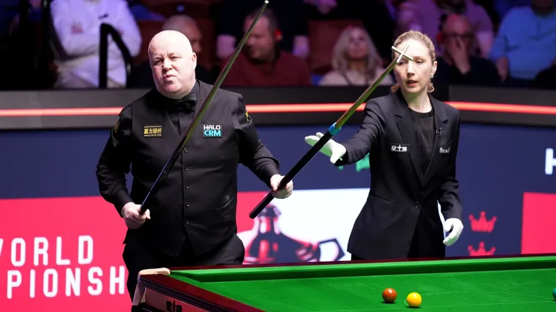 Murphy and Higgins Level at 8-8 in Snooker Semifinal