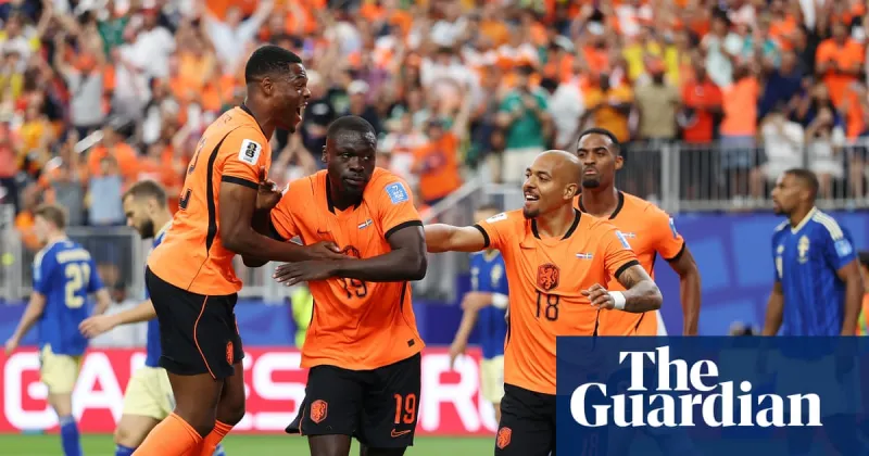 Les Pays-Bas écrasent la Suède 5-0 en qualifications pour l'Euro 2024