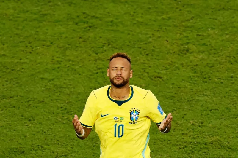 Neymar en larmes au Mondial ; un invité surprise apparaît
