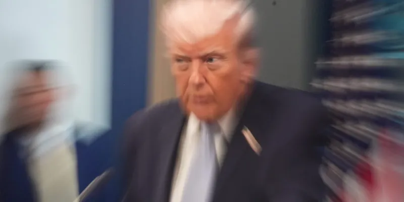 No Verified Reports of Trump Mediating Strait of Hormuz Crisis