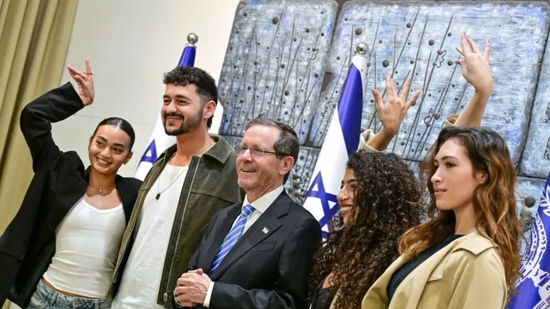Noam Bettan Meets President Herzog After Eurovision