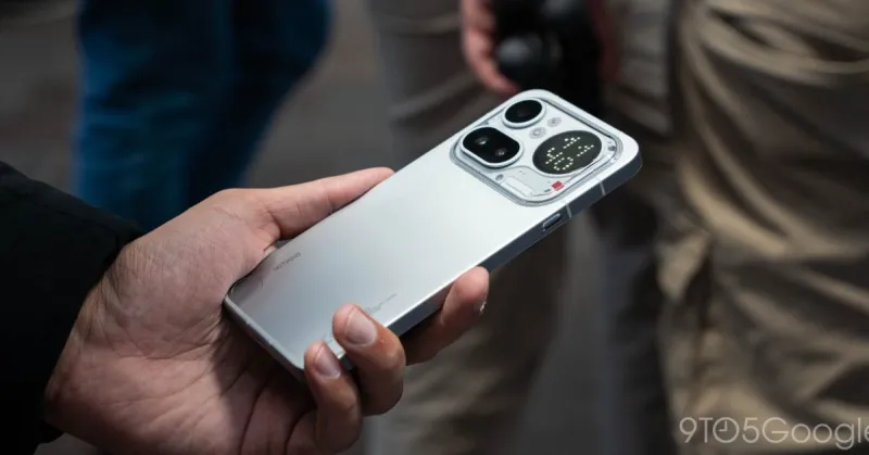 Nothing pulls Warp file-sharing app hours after launch