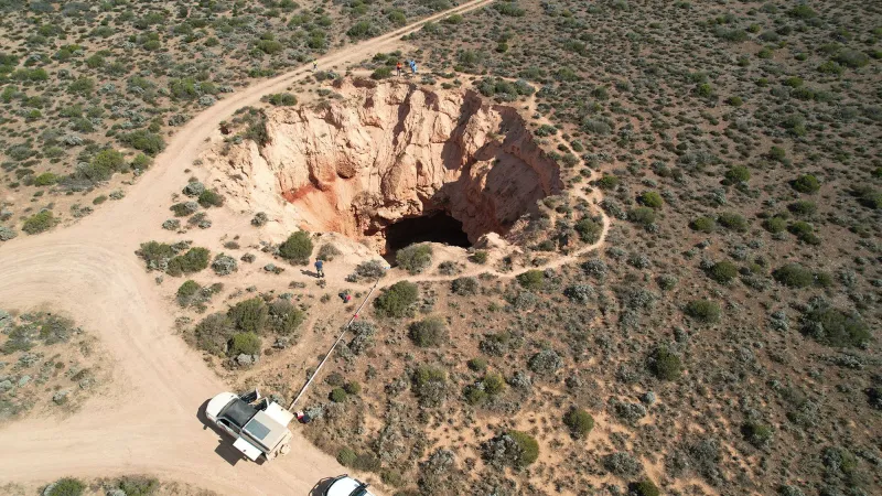Nullarbor Plain Trenches Linked to Ancient Cave Collapses