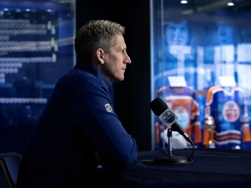 Oilers fire coach Kris Knoblauch after playoff exit