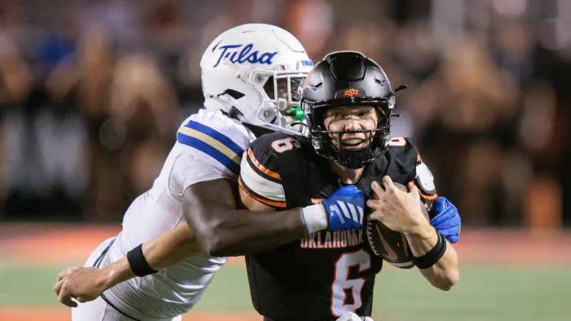 Oklahoma State bat Tulsa 38-17 pour son match d'ouverture 2025