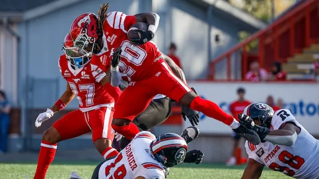 Paredes' 62-yard field goal lifts Stampeders over Redblacks