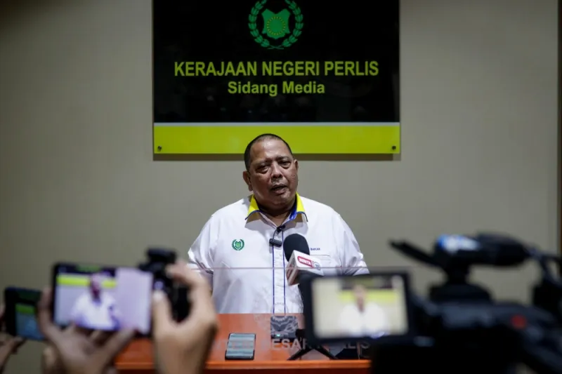 Perlis Assembly Postponement Sparks Political Stability Concerns