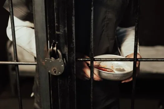 PN Demands Answers on Prison Security and Rights