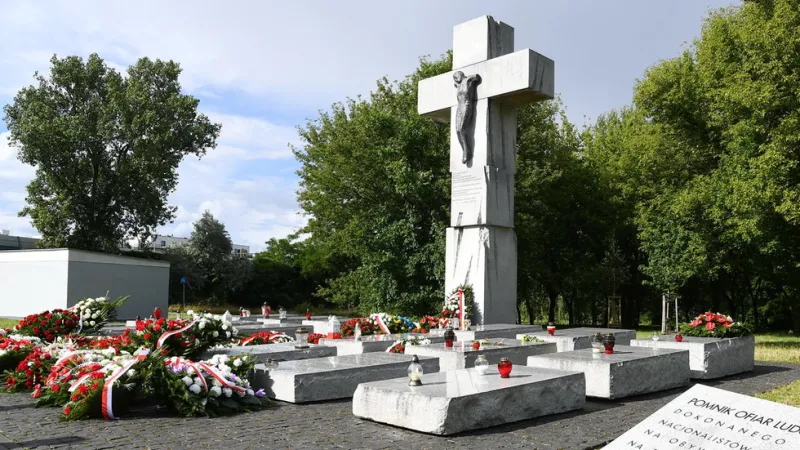 Poland Charges Ukrainian Teen for WWII Memorial Vandalism