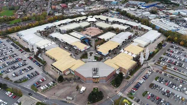 Police seek woman, 24, over West Yorkshire shop thefts