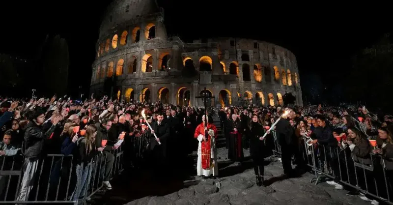 Pope Francis leads Good Friday Via Crucis at Colosseum