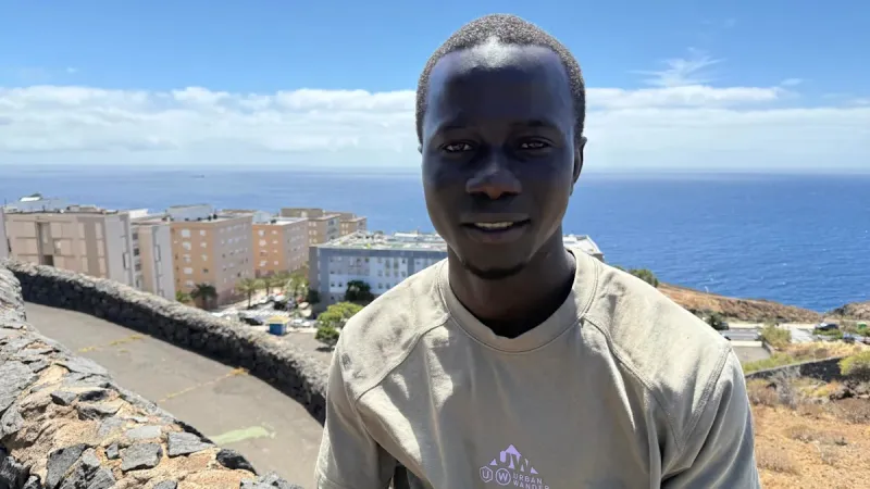 Pope Leo visits Canary Islands to highlight migrant peril