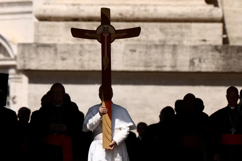 Pope Leo XIV appoints Italian nun to top migrant role