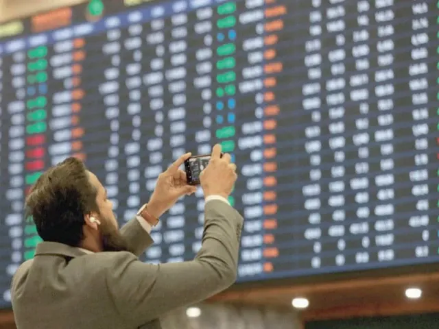 PSX edges up 0.22% to 170,885 amid ME tensions