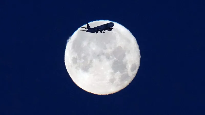 Rare Strawberry Moon Lights Up Lisbon Sky