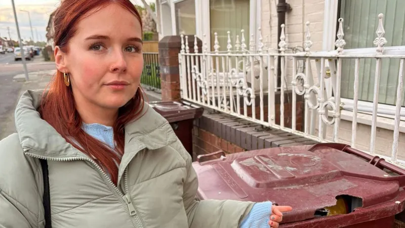 Rats gnaw through wheelie bins in Page Moss