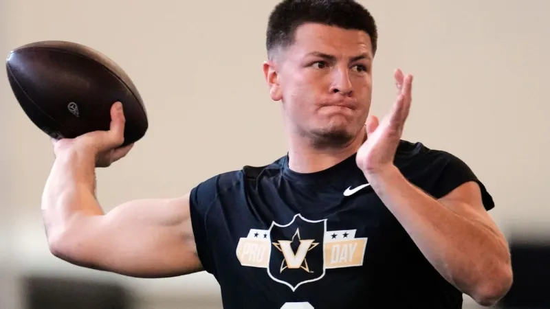 Ravens sign undrafted QBs Diego Pavia, Joe Fagnano