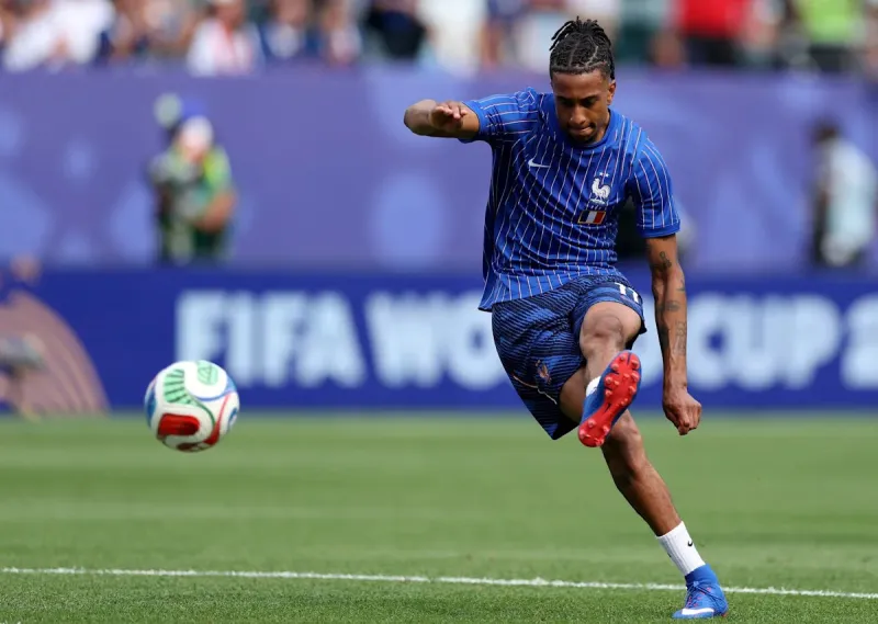 Real Madrid face €200-250m fee for Bayern target