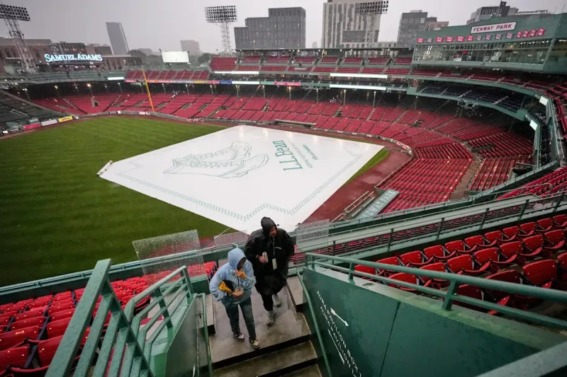 Red Sox 15-Game Win Streak Bid Postponed by Rain