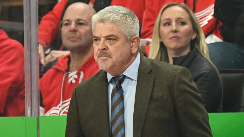 Red Wings' McLellan 'embarrassed' after 9-2 loss to Canadiens