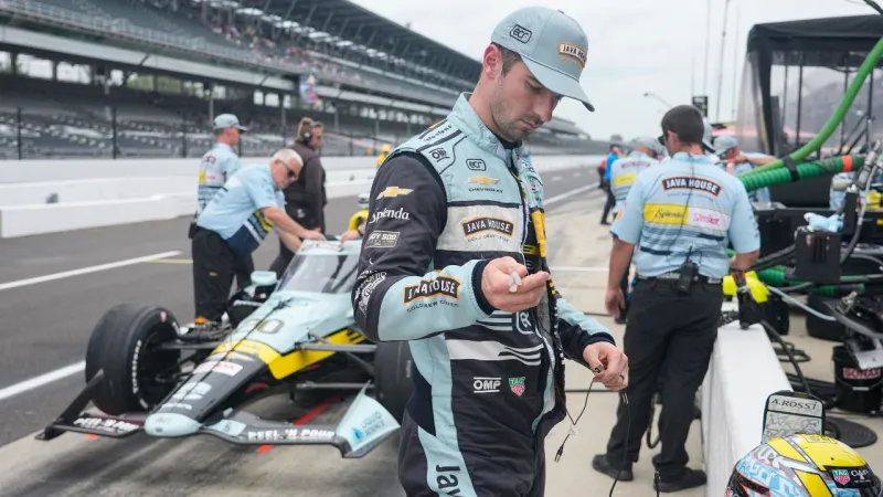 Rossi cleared for Indianapolis 500 after surgery