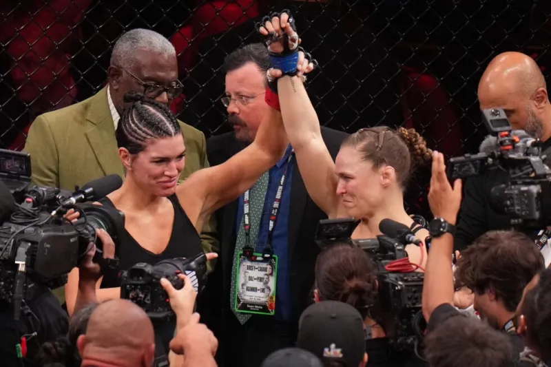 Rousey Submits Carano in 17 Seconds at Comeback Event