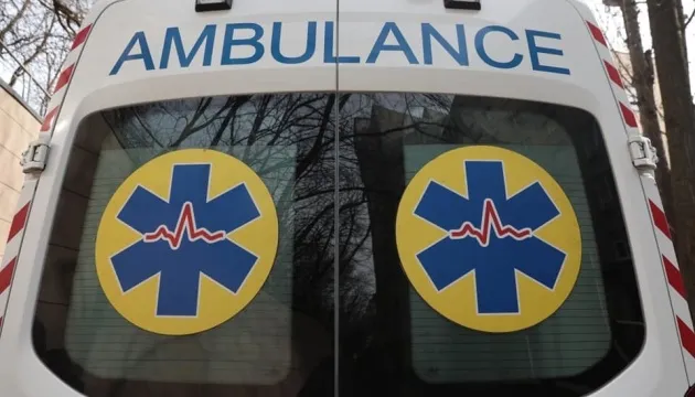 Russian Strike in Zaporizhzhia Injures Two, Damages Car
