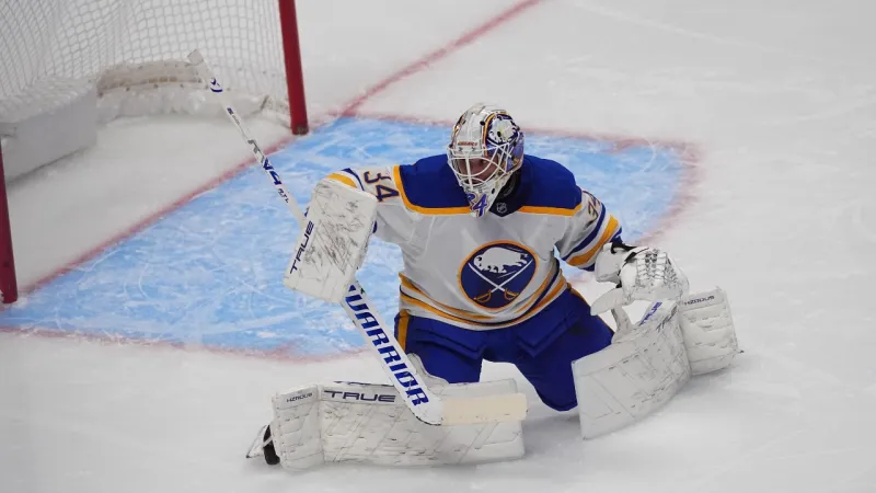 Sabres' Lyon pulled after 3 goals on 3 shots
