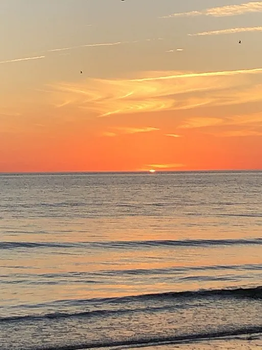 Saharan Dust Lingers, But Sunsets Still Vibrant in Englewood