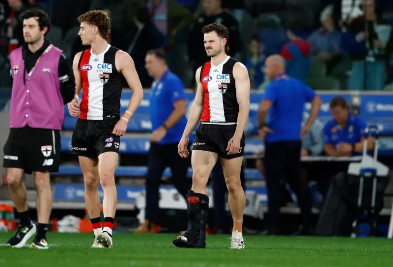 Saints' Sinclair, De Koning injured in loss to Bulldogs