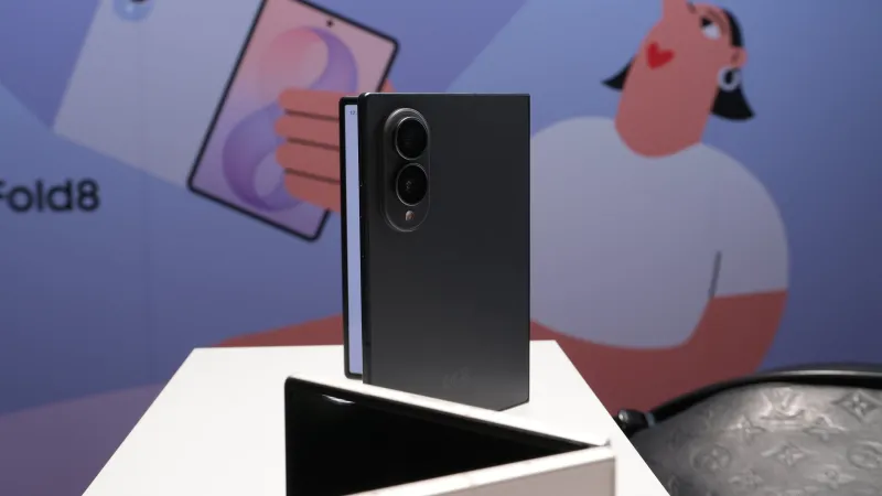 Samsung's TM Roh Confident Ahead of Apple's Foldable iPhone